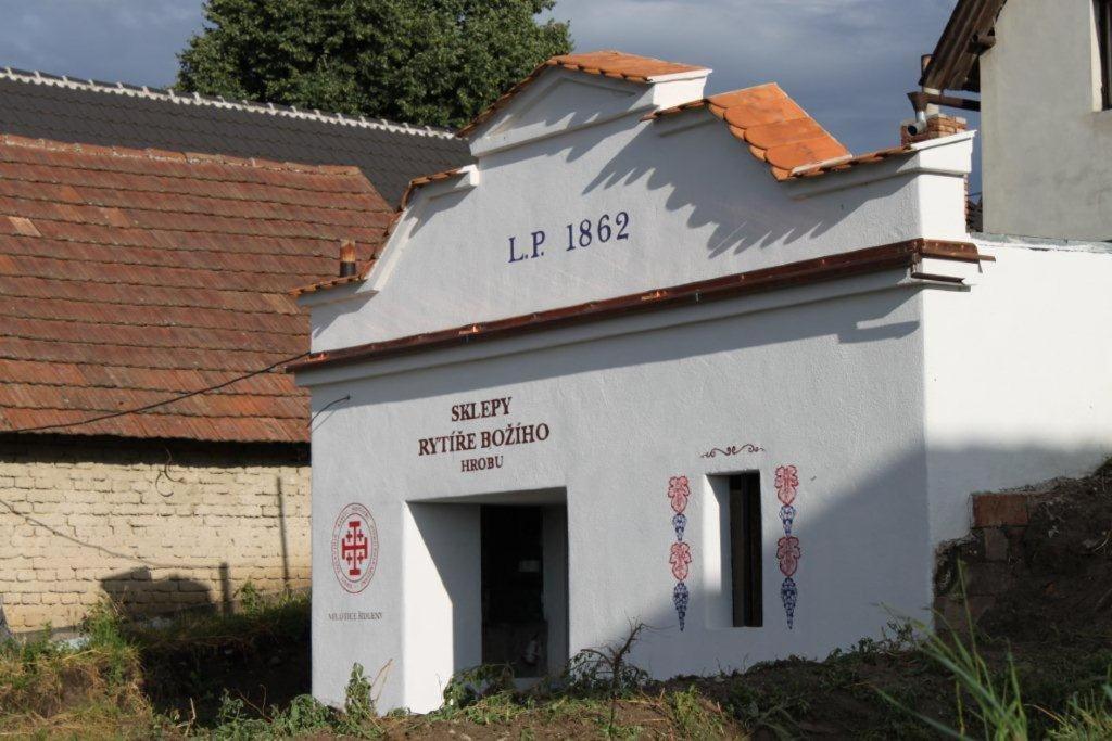 维努格拉特酒店 Milotice 外观 照片
